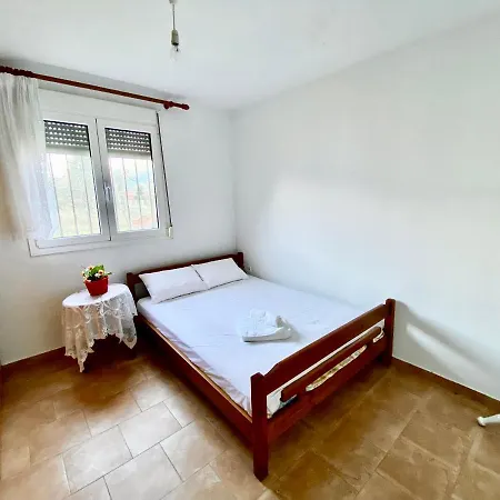 House Bts بيت للعطل ستافروس